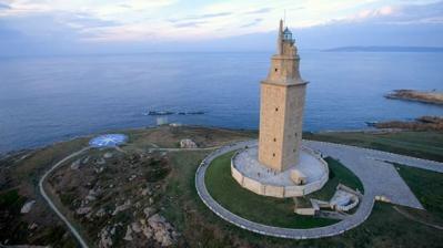 La Torre, la Rosa de los Vientos y la Costa